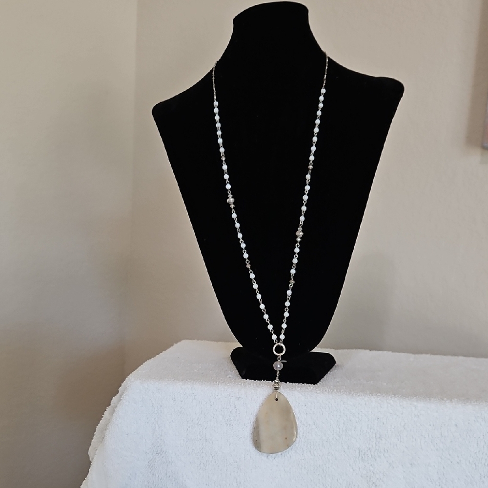Elegant Silver and White Pendant Necklace